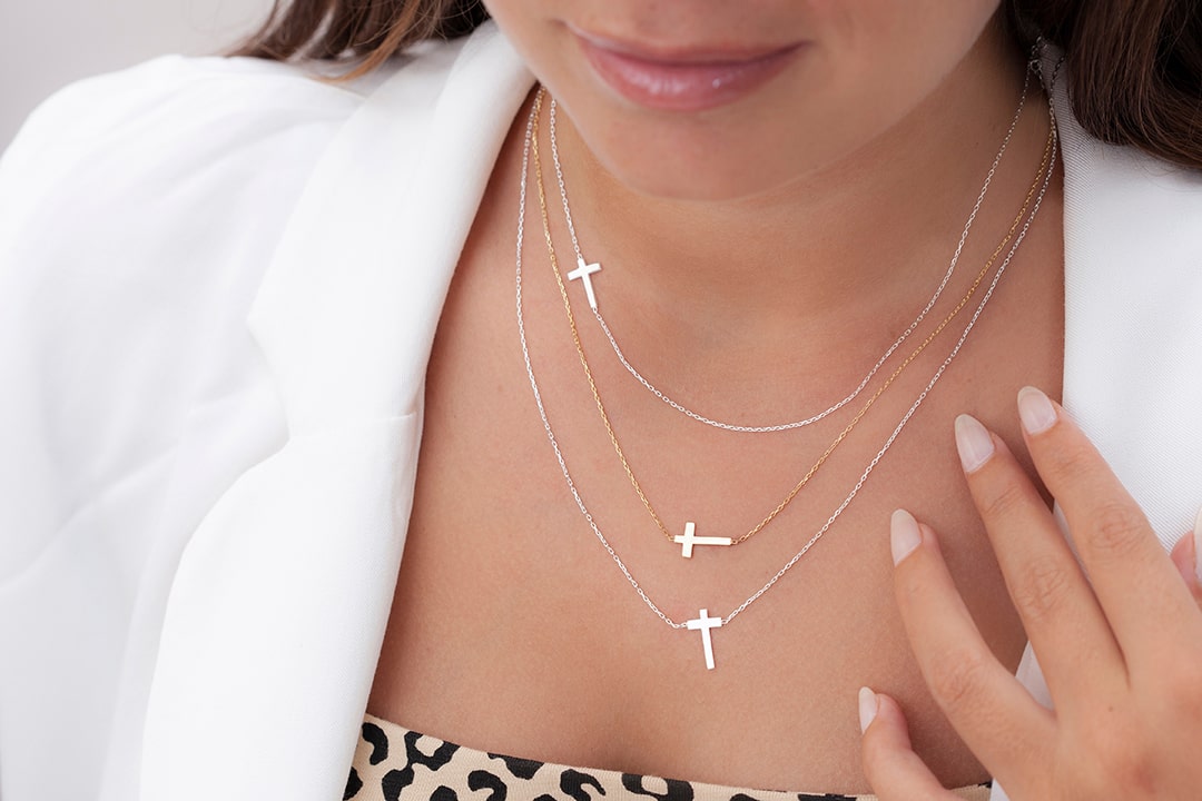 14K Gold Sideways Cross Necklace Cross Chain for Women – Gianni